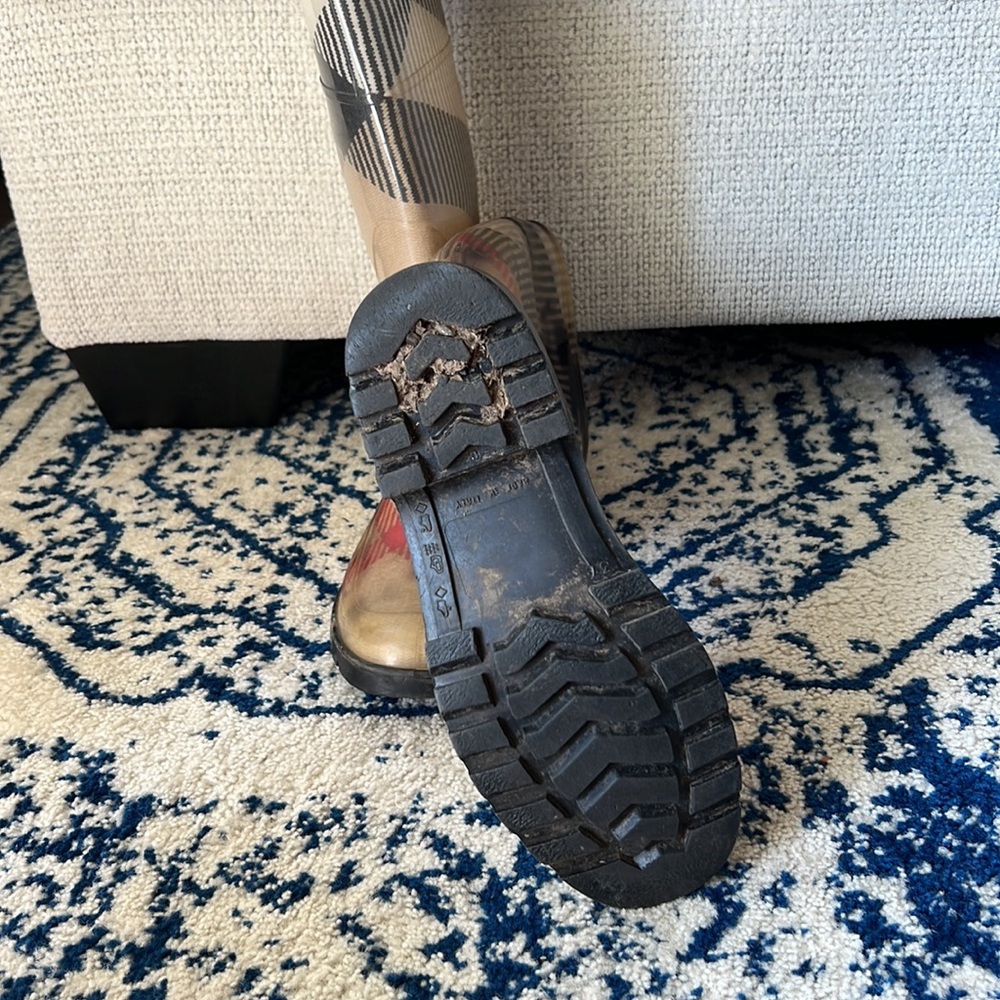 Burberry Rain Boots. Give me your best offer - Picture 4 of 4